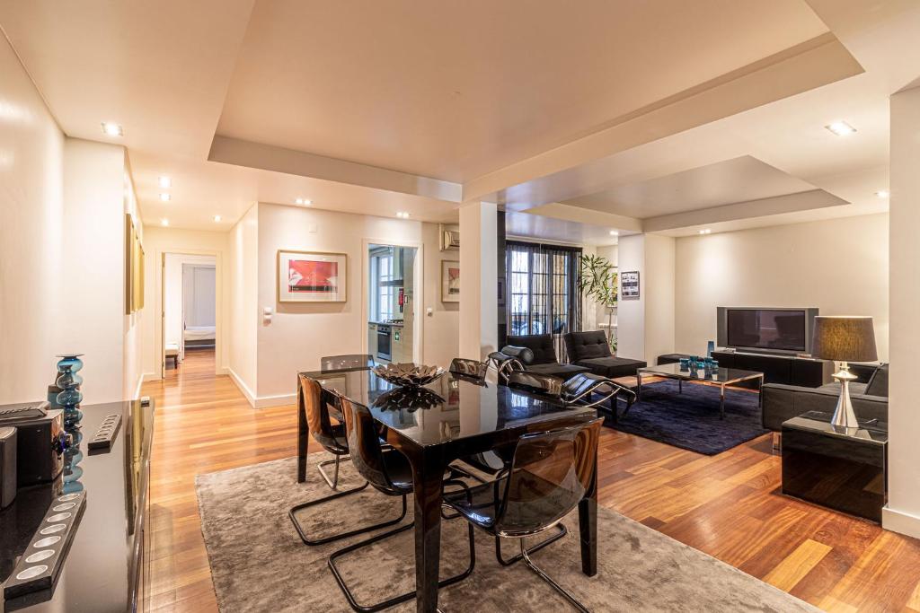 Chiado Deluxe Modern Feel 3 BR Apartment, 3D