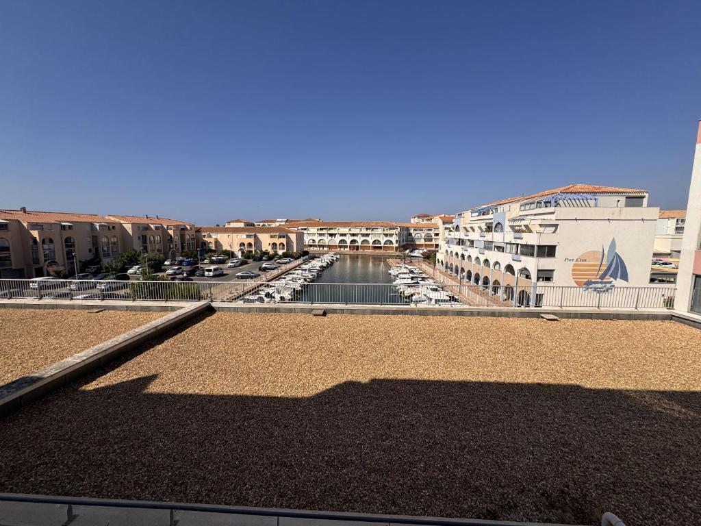 Hippopotame rose Duplex avec terrasse sur la Marina