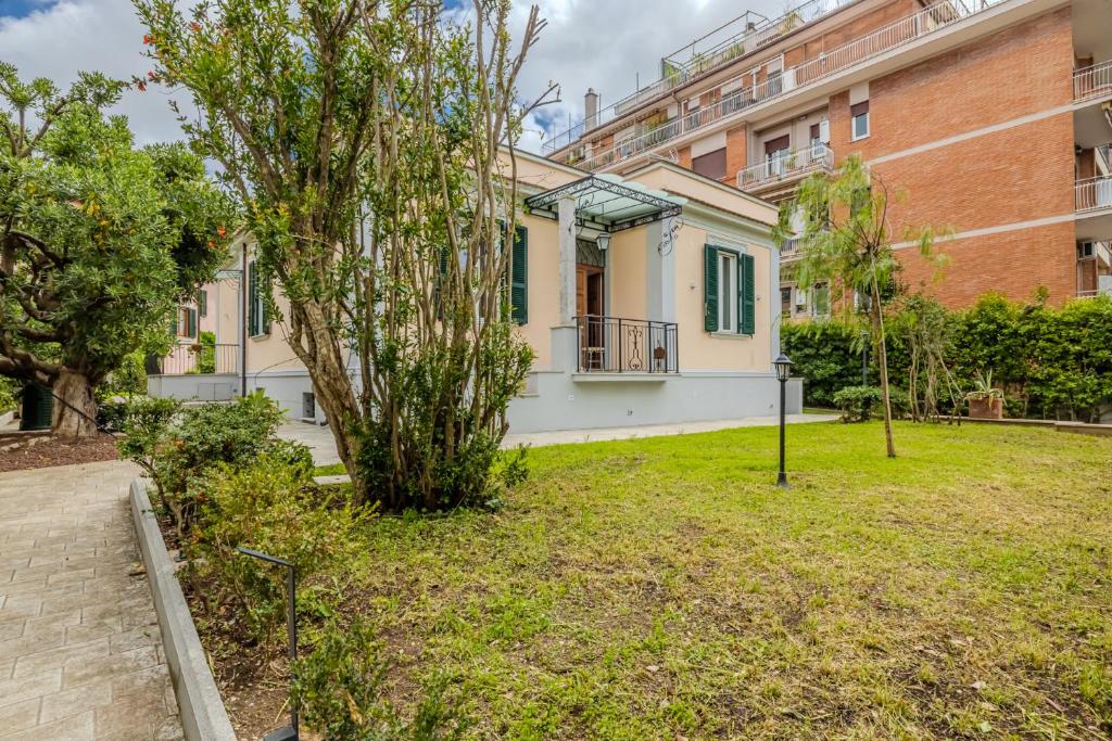 Villa Elisa your oasis with parking in town