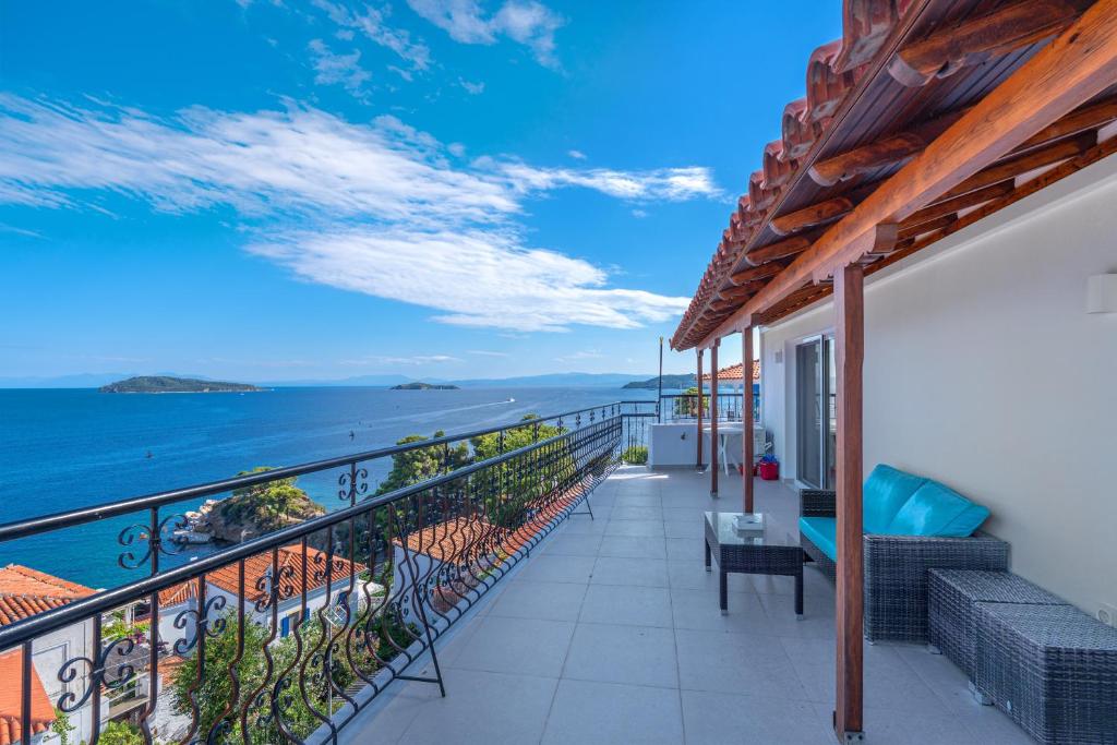 G&K Plakes Seaview