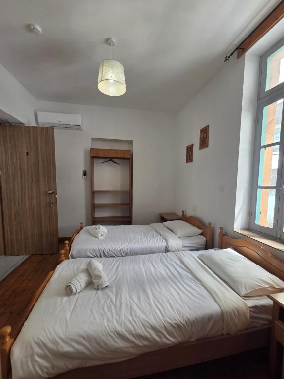 Harrys Inn Guesthouse - 