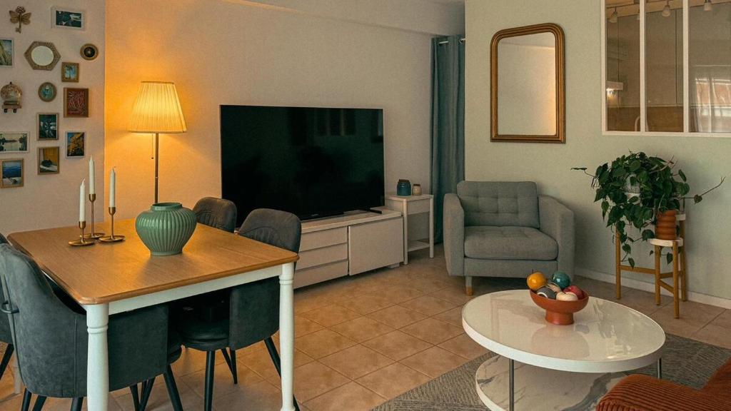 3-room apartment for 6 people in Port Vauban