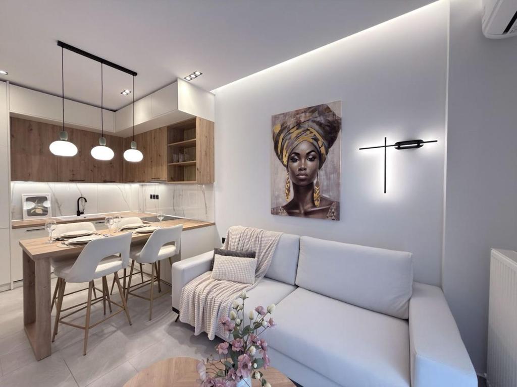 Stylish City 2BR Apartment - Ad Residences