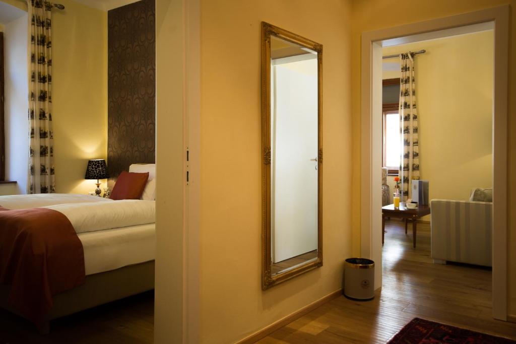Posteľ alebo postele v izbe v ubytovaní Seehotel Grüner Baum