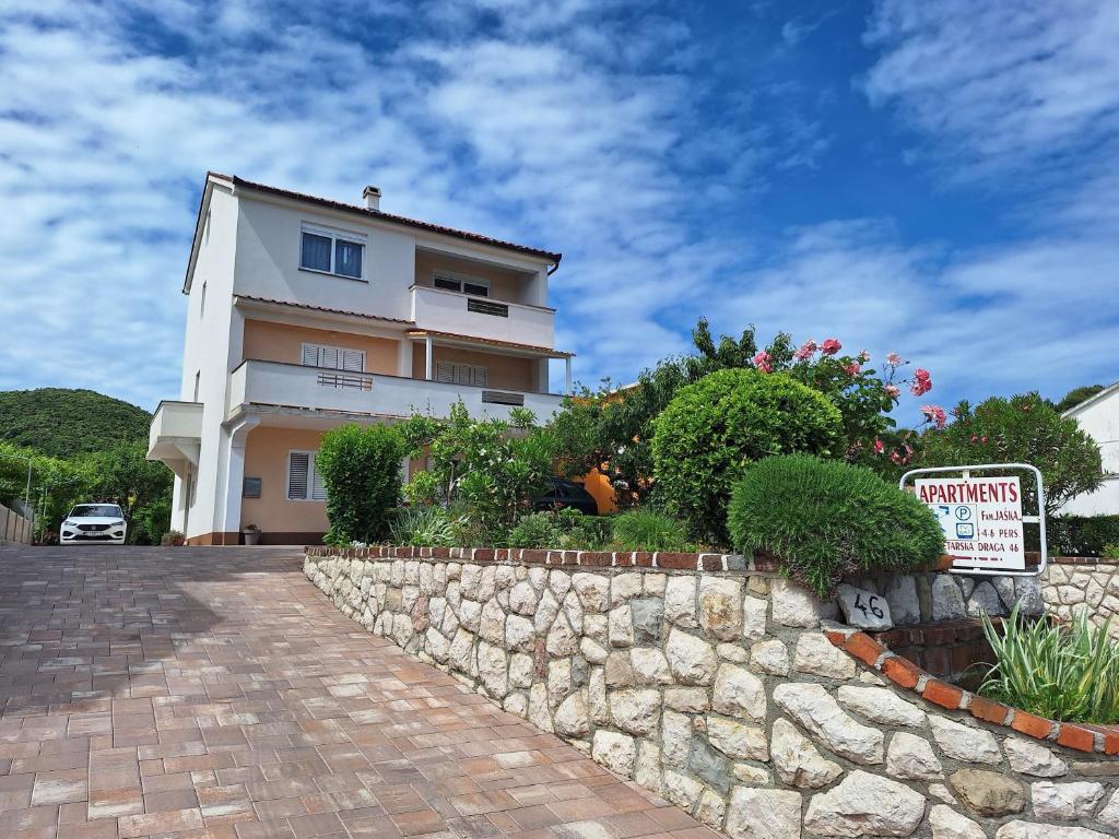 Apartment Supetarska Draga - Donja 15999b