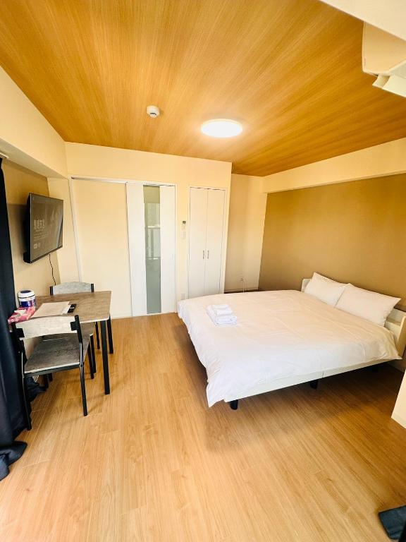 R SQUARE Nipponbashi Room No 903