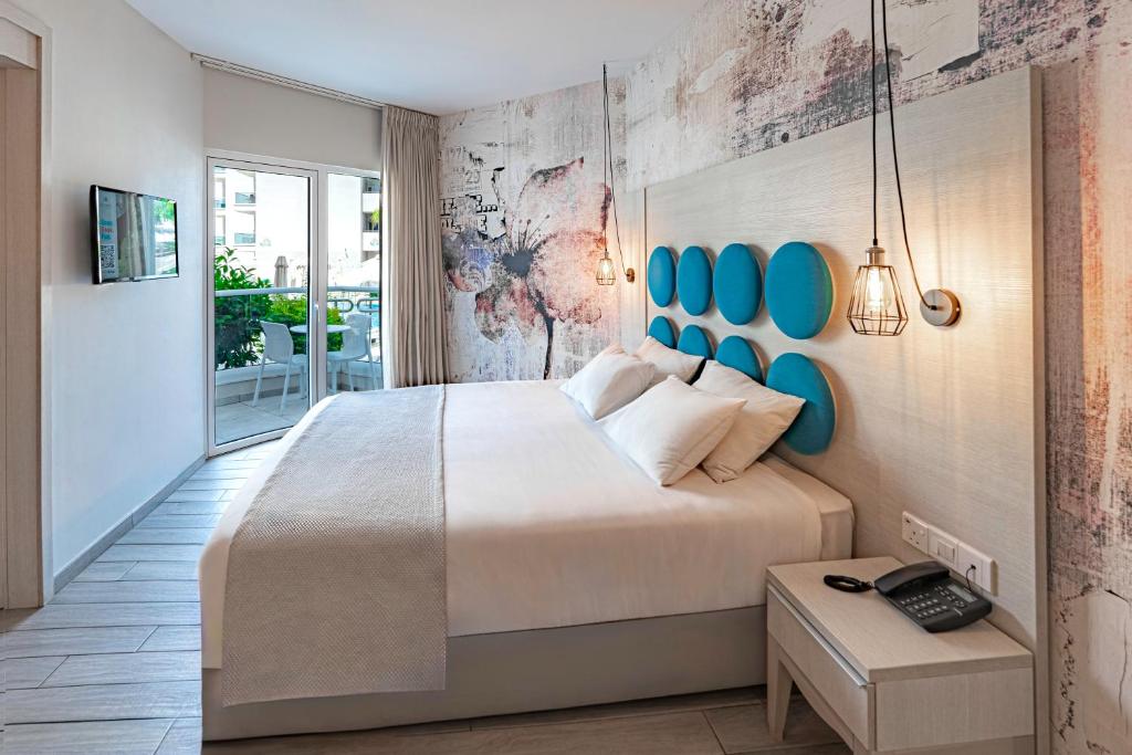 Vangelis Hotel & Suites - 