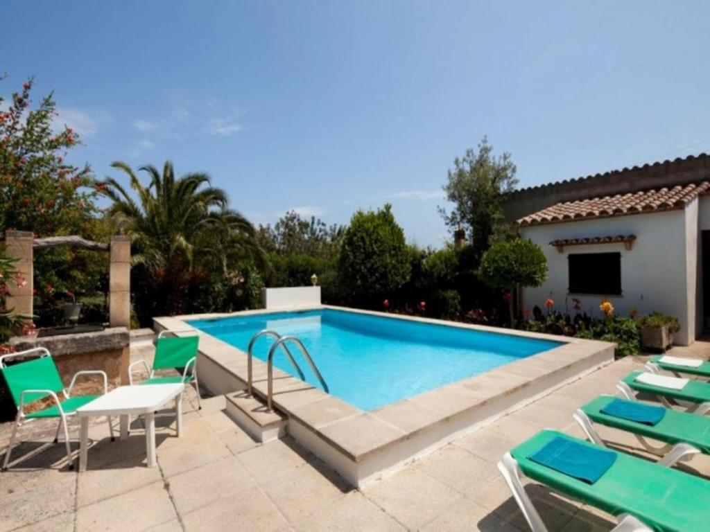 Picturesque Country Villa for 6