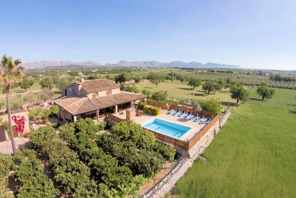 Finca Casou Pollensa Spacious Countryside Retreat With Pool For Multi-Family Stays