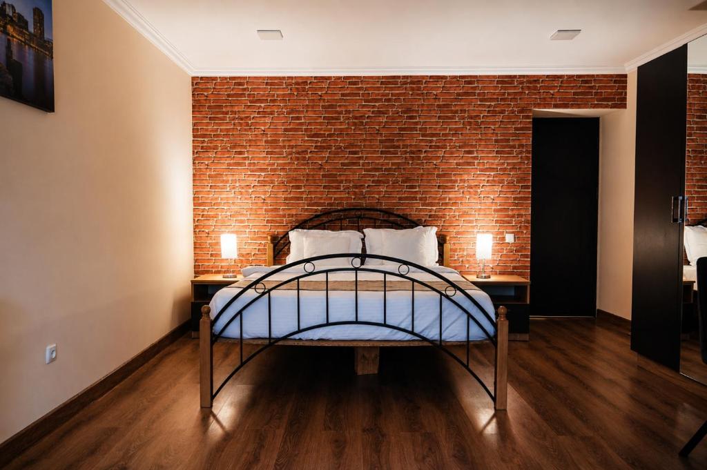 Madin Eco Hotel - 带加床的双人间