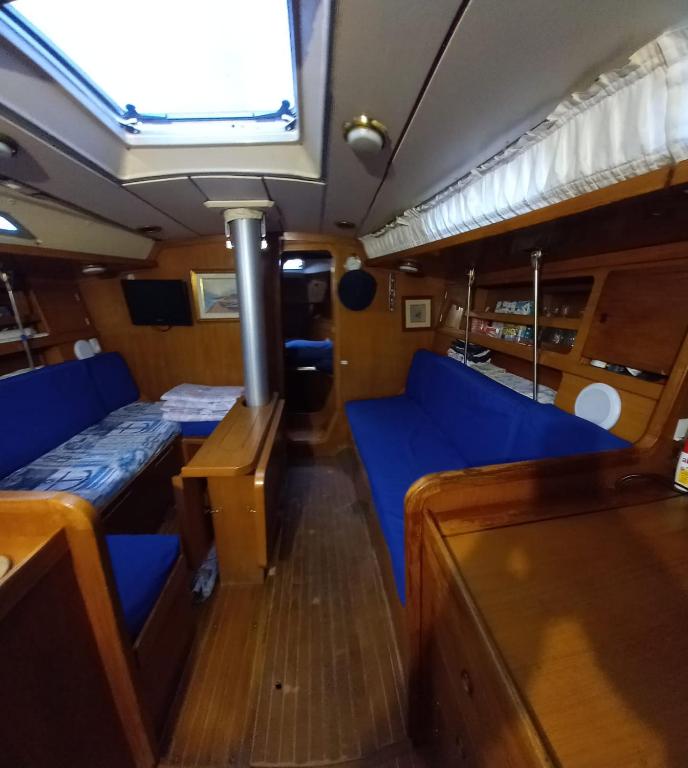 a view of the inside of a train car at Boat Experience Holiday26 in La Spezia