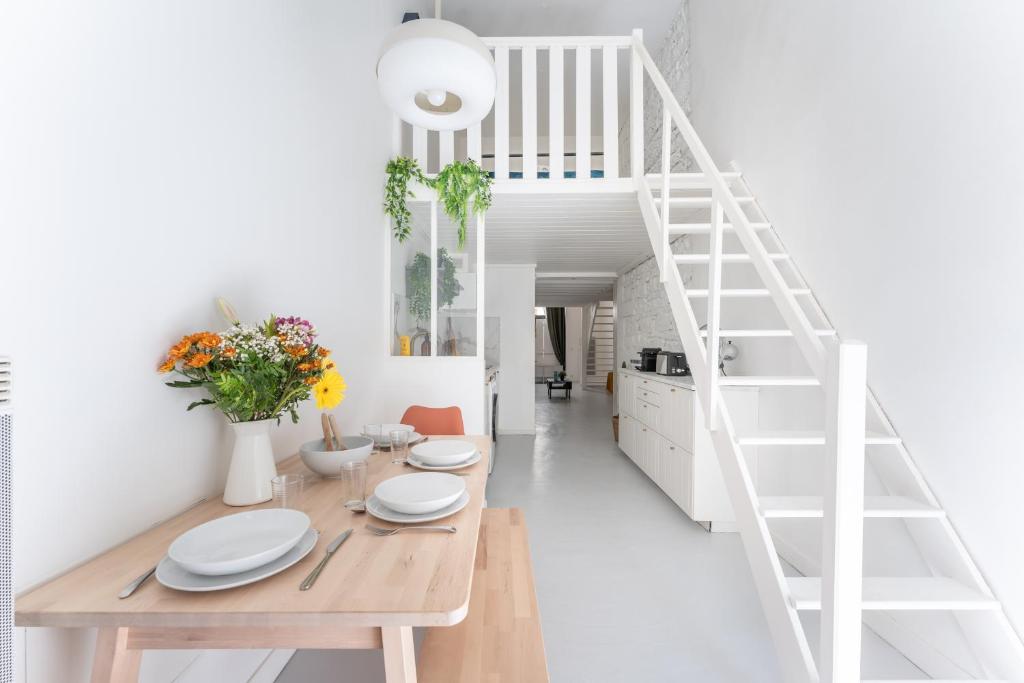 Urban White - loft lumineux avec terrasse