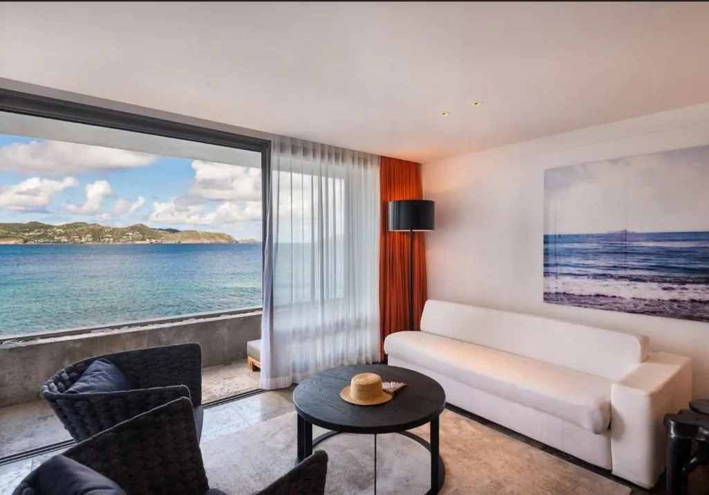 Ocean Panoramic Junior Suite