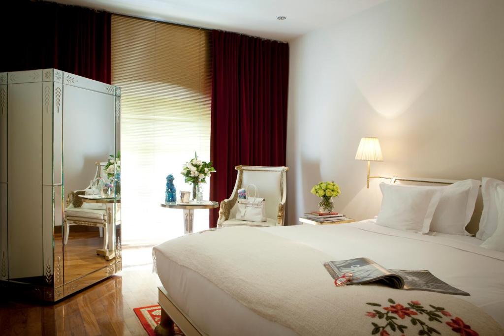 Duplex Suite with One King Bed