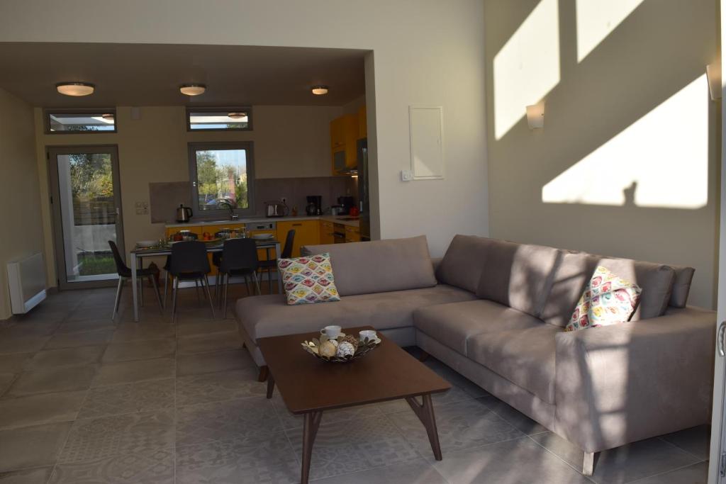 Posezení v ubytování Three Stars Luxury Villas