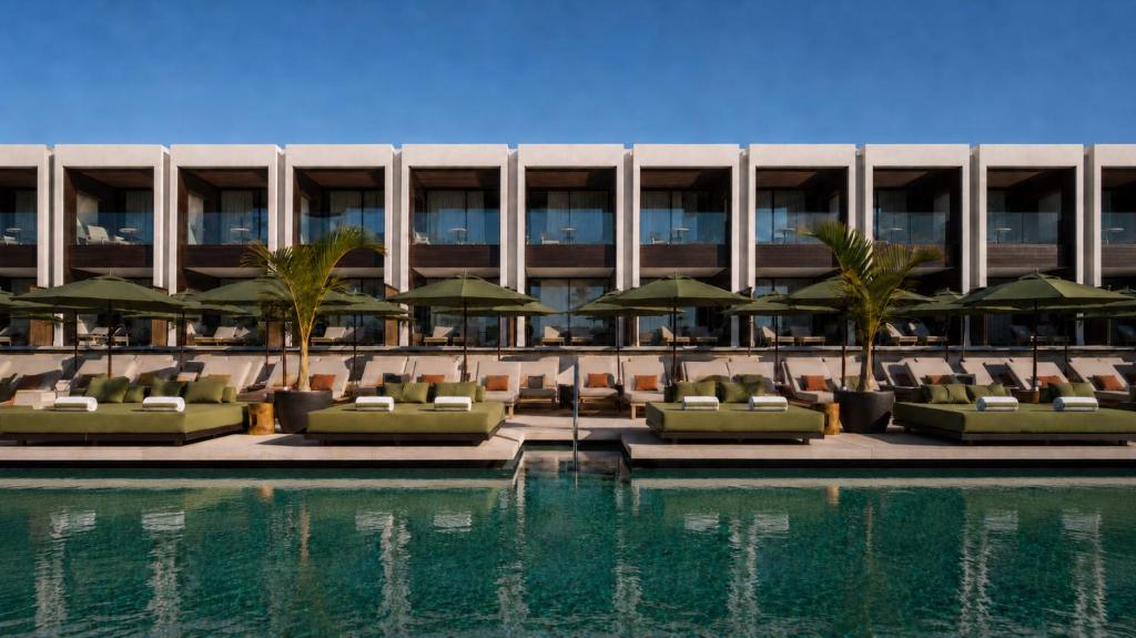 Royal Hideaway Corales Villas