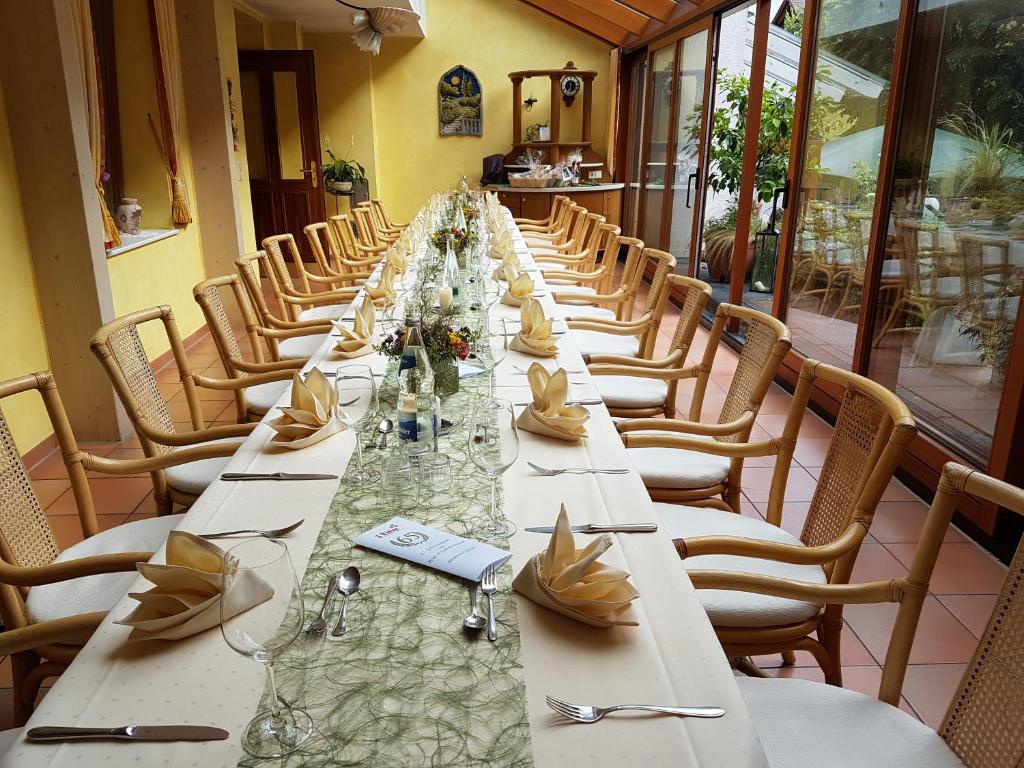 Restaurace v ubytování Hotel 3 Könige