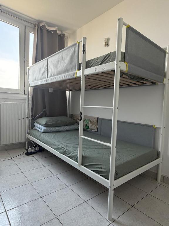 Paris Chinatown Hostel