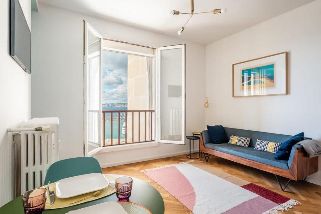 Studio vue imprenable sur la mer proche Vieux-Port