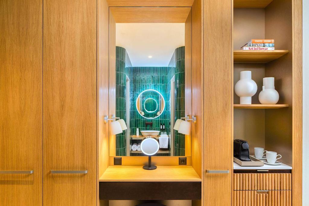 Kimpton BEM Budapest by IHG photo 3