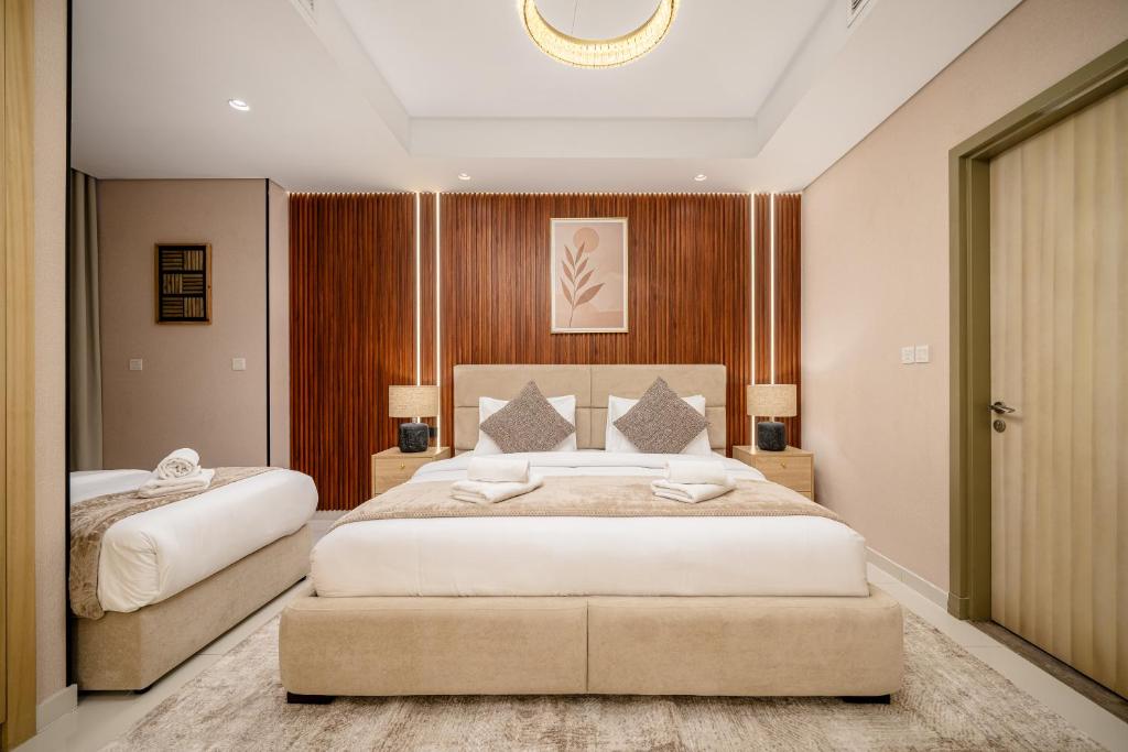 تصویر اتاق‌های Gogoto10 Luxury 2BR Paramount 64F Infinity Pool - تصویر ۲