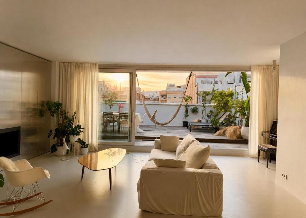 Newly Renovated Spacious Penthouse with Terrace