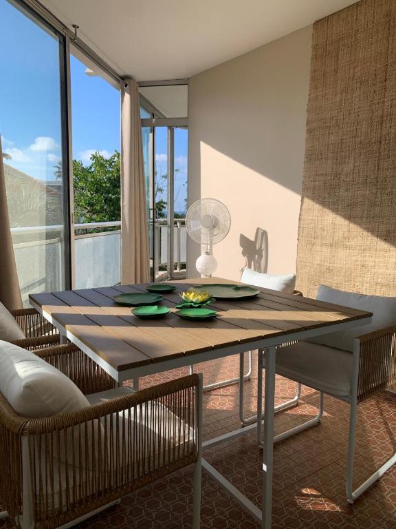 Direct Beach Access 2 Bdr Sleeps 5