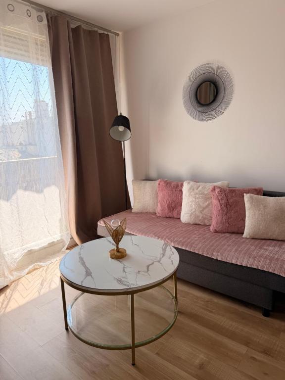 Duplex apartment in Paris metro Line 6