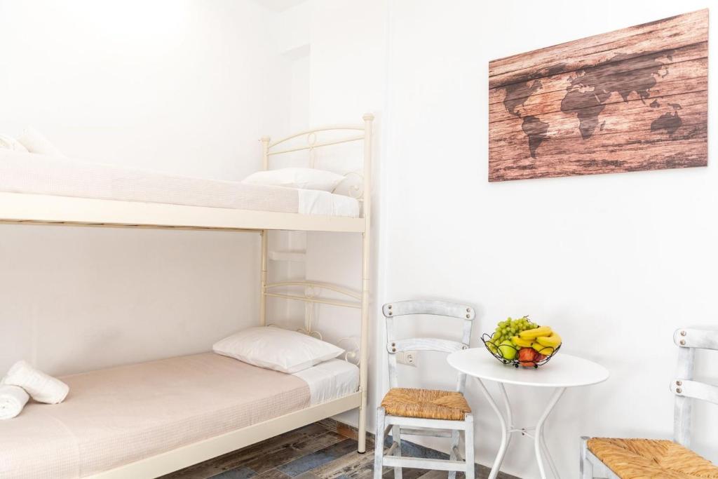 Luxury Naxos Suites Superior Quadruple Apartment City Center Modern