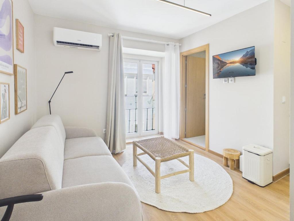 Brand-New Cosy Studio w/ A/C - Príncipe Real | By Airnest
