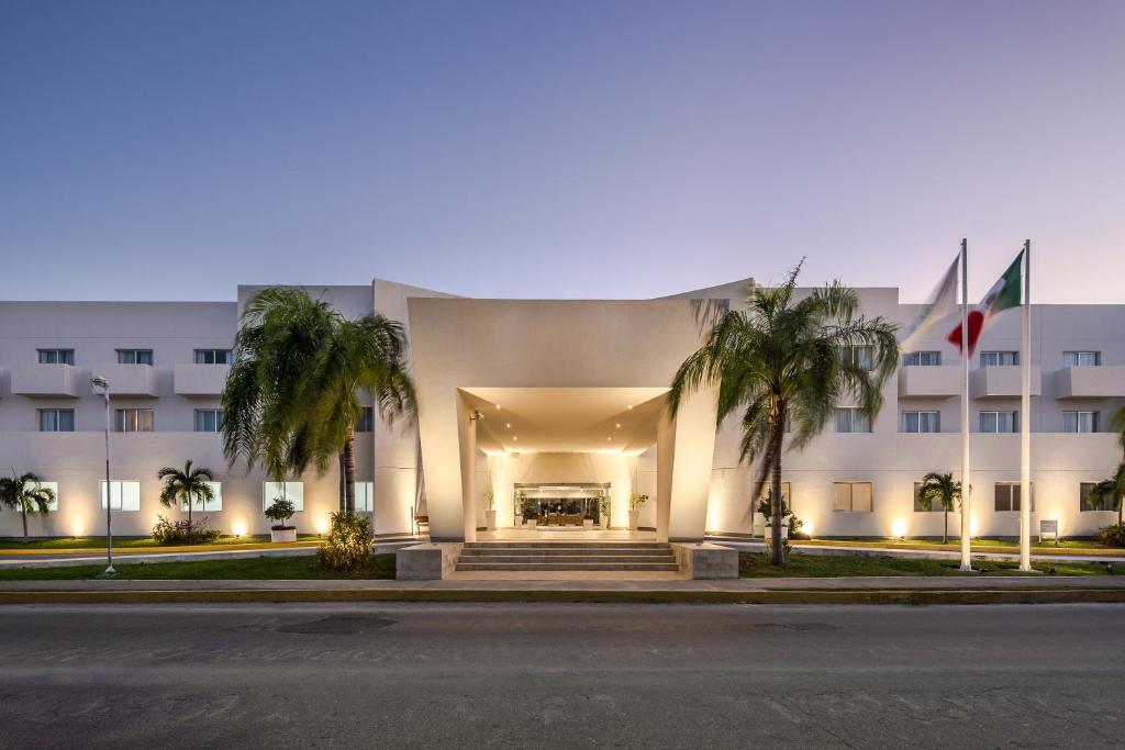 Wyndham Garden Playa del Carmen photo