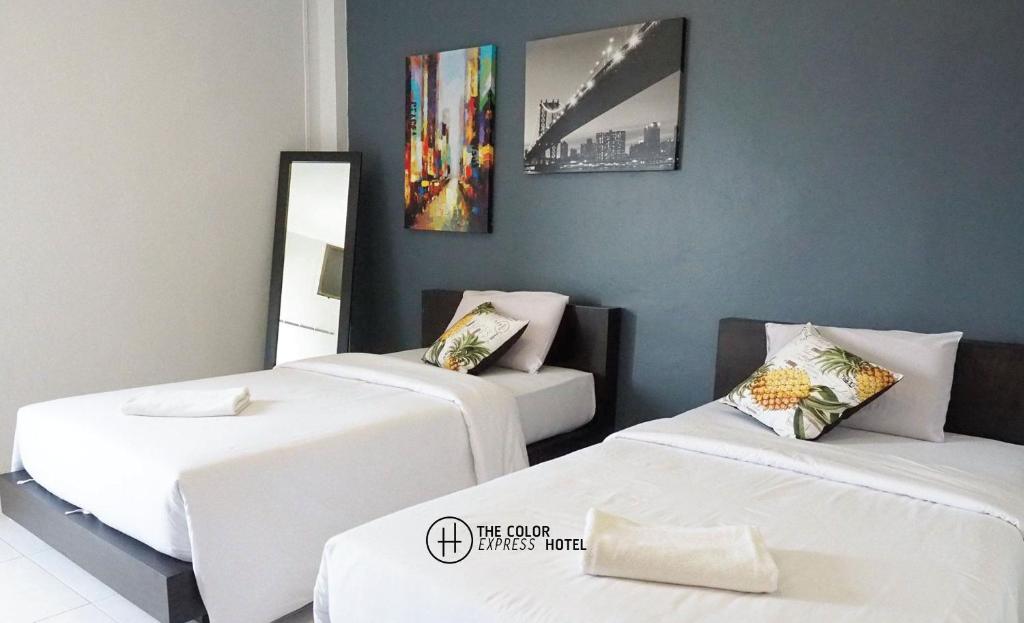 Katil atau katil-katil dalam bilik di The Color Express Hotel