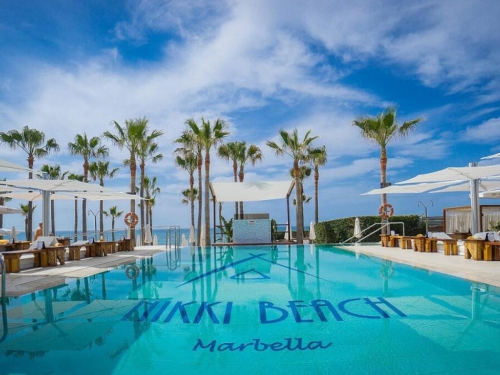 Villa excepcional con piscina privada - 15 pers. - ES-175-65