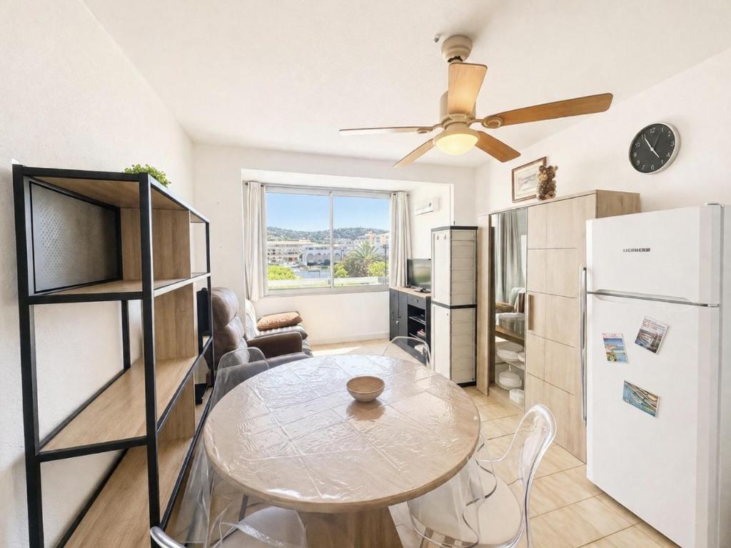 Appartement vue canal avec parking - 4 pers.
