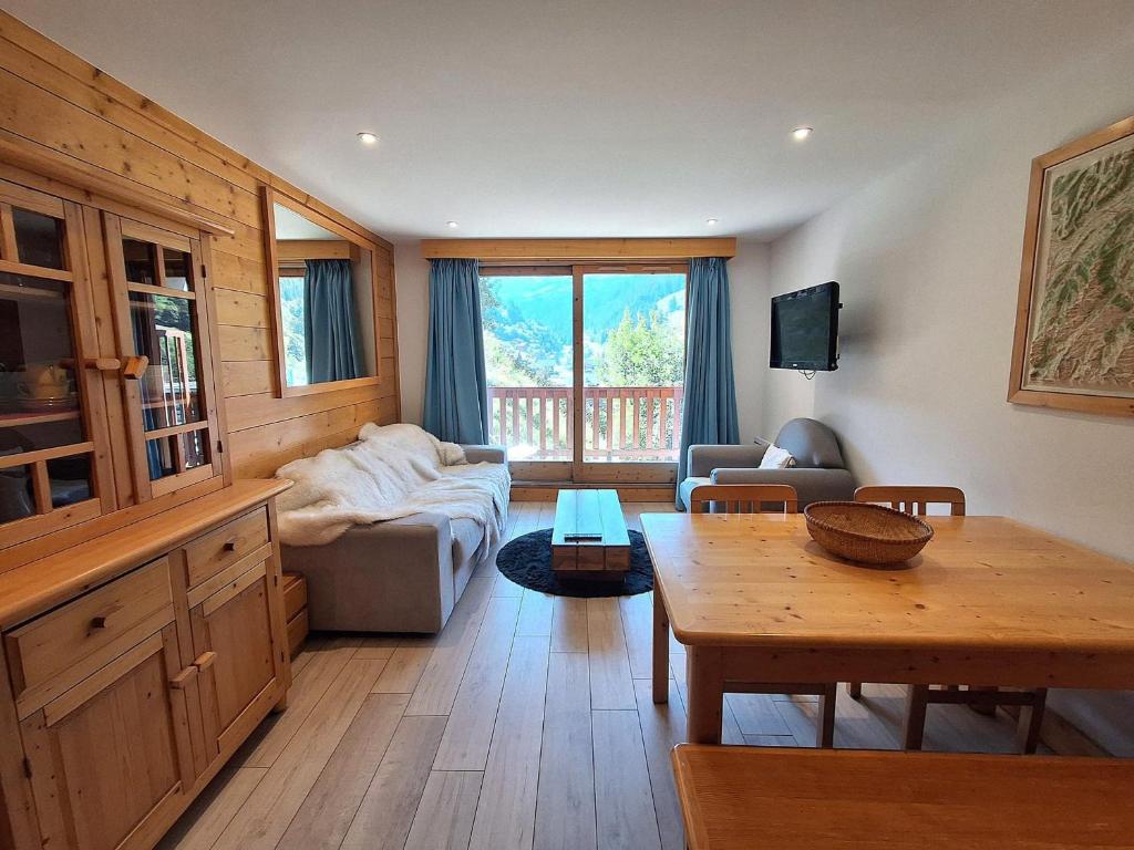 Appartement vue montagne en centre - 6 pers. - FR-1-411-1050
