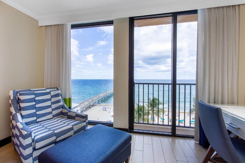 Wyndham Deerfield Beach Resort - 