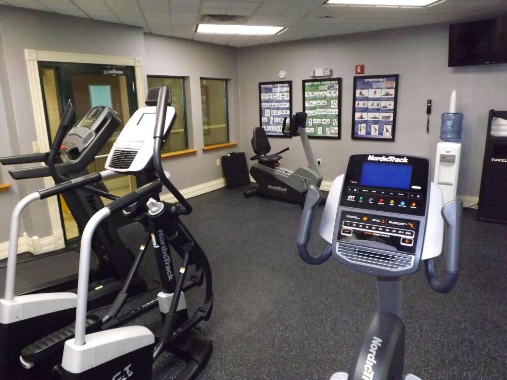 Best Western Plus Kalamazoo Suites photo