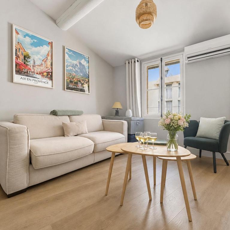 Coup de cœur T2 Cosy & rénové dans le Vieux Aix