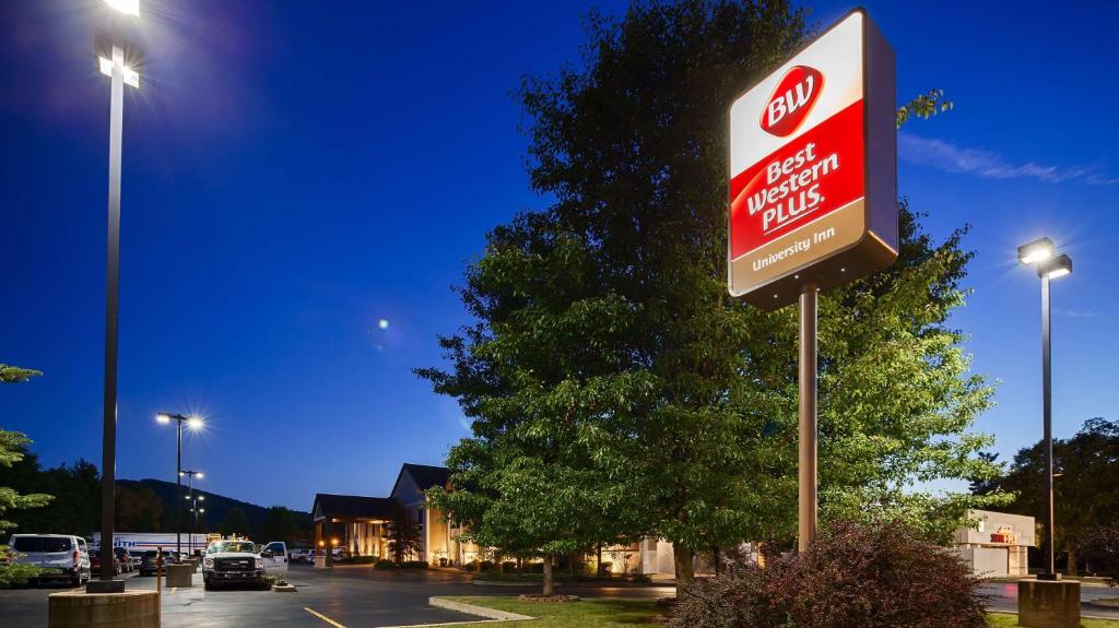 Best Western Plus University Inn - Housity