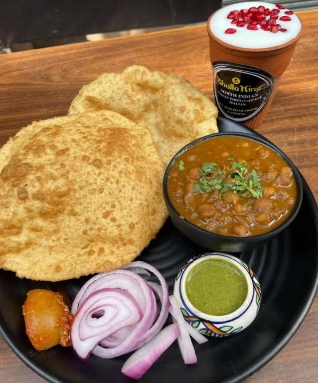 Hotel Frolic Near Noida Metro Station 52 — 4