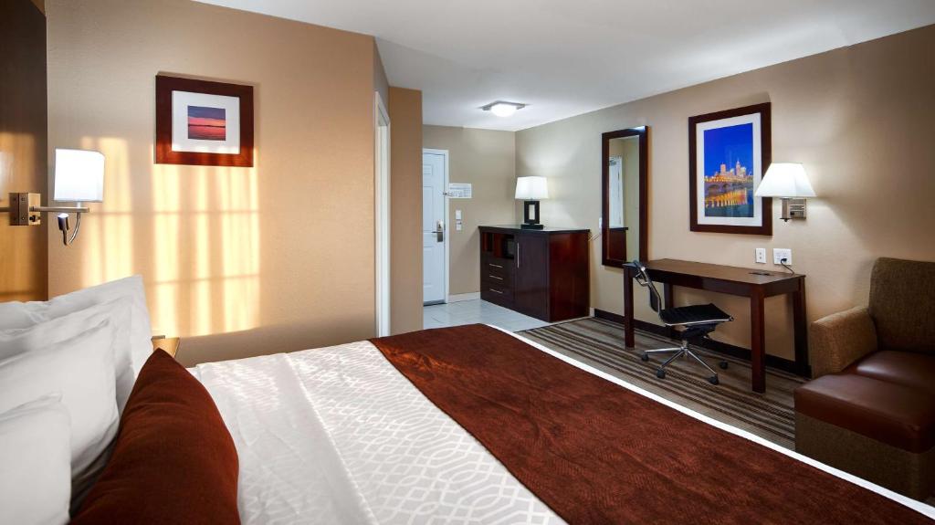 Best Western Plus Crawfordsville Hotel photo
