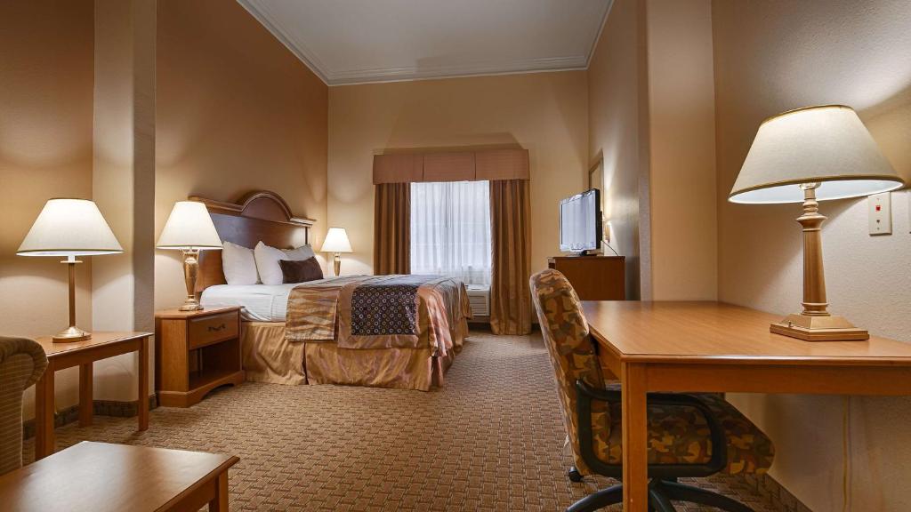 Best Western Plus New Caney Inn &amp; Suites, New Caney (updated 