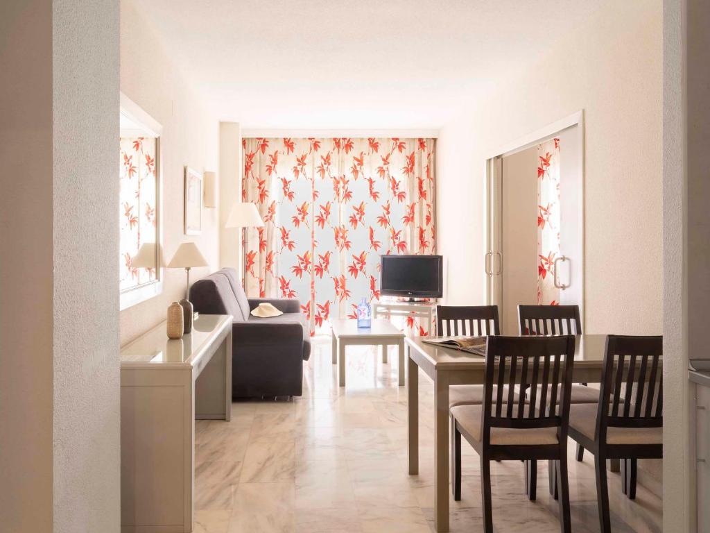 Ona Marinas de Nerja Spa Resort - 