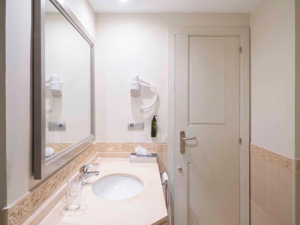 Ona Marinas de Nerja Spa Resort - 