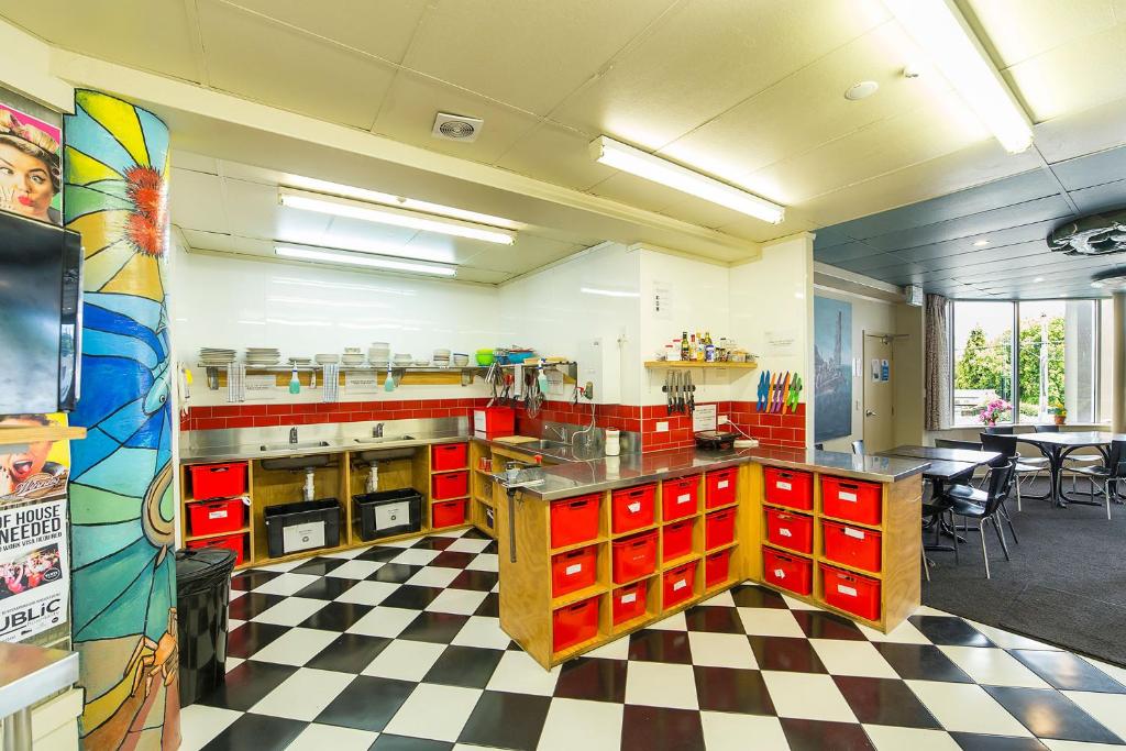Kuchyň nebo kuchyňský kout v ubytování Tahuna Pod Hostel