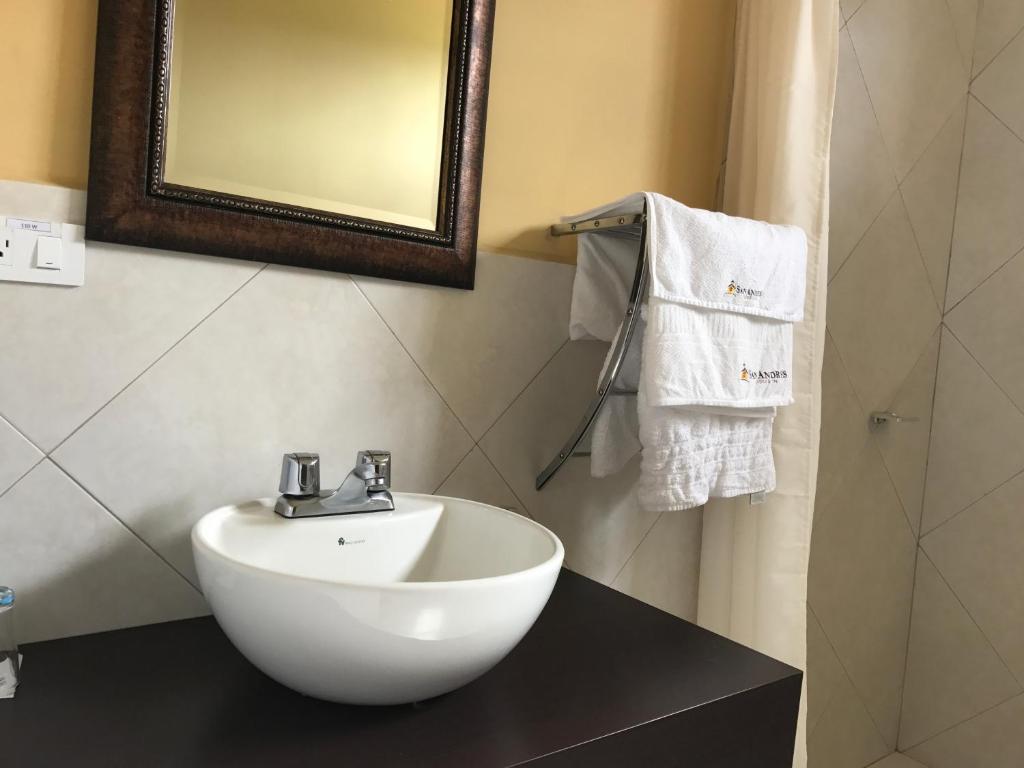 Koupelna v ubytování La Quinta San Andrés