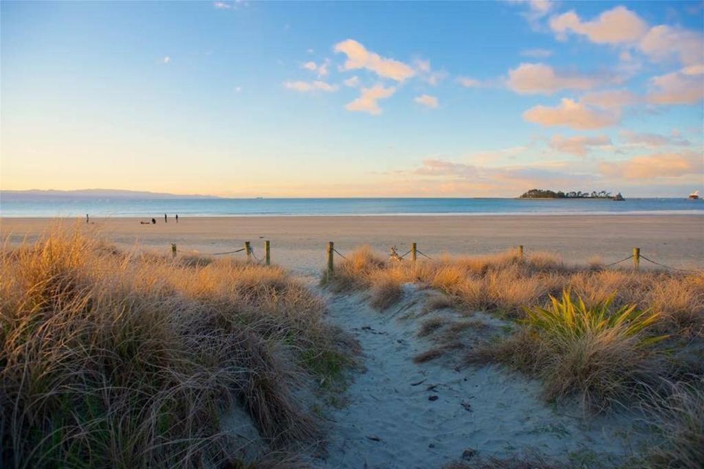 Ah House City B&B Nelson - Resim 41