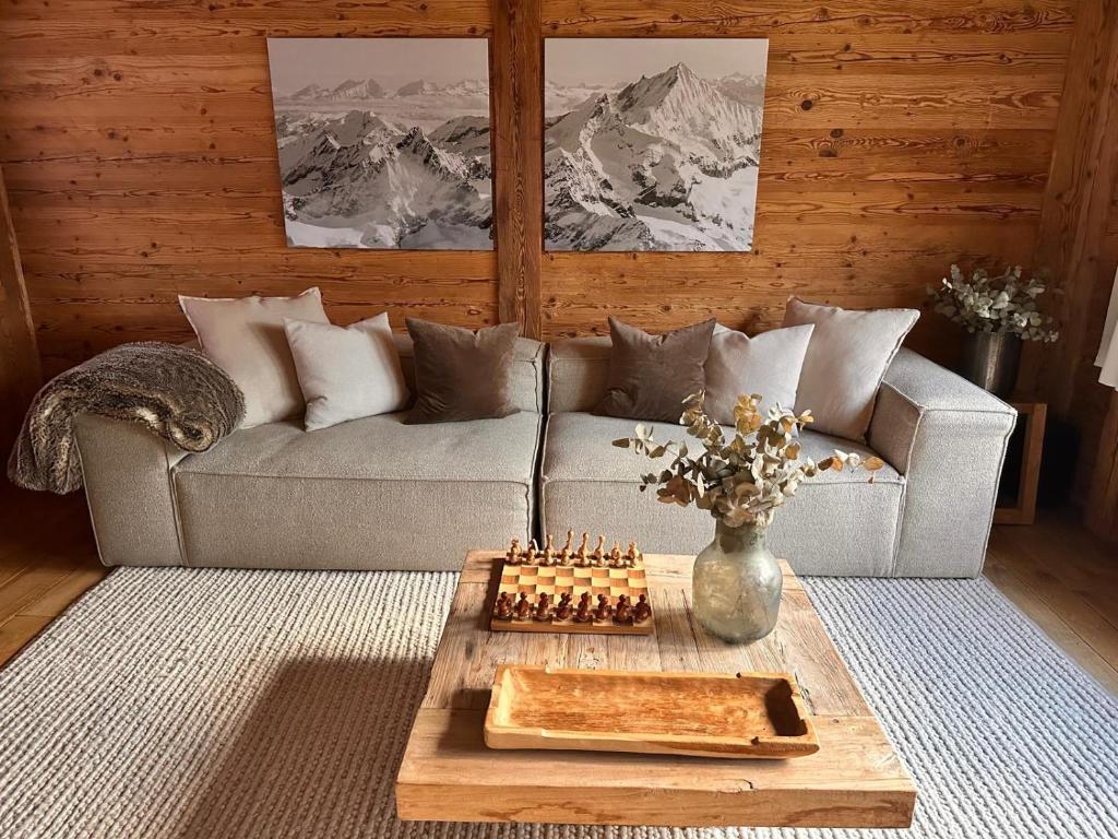 Luxueux appartement avec une vue panoramique sur les Alpes