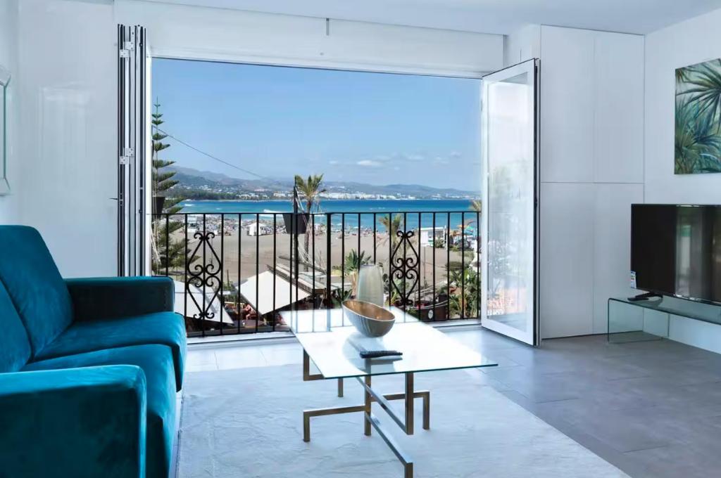210 Puerto Banus Marbella best Front Line Sea View