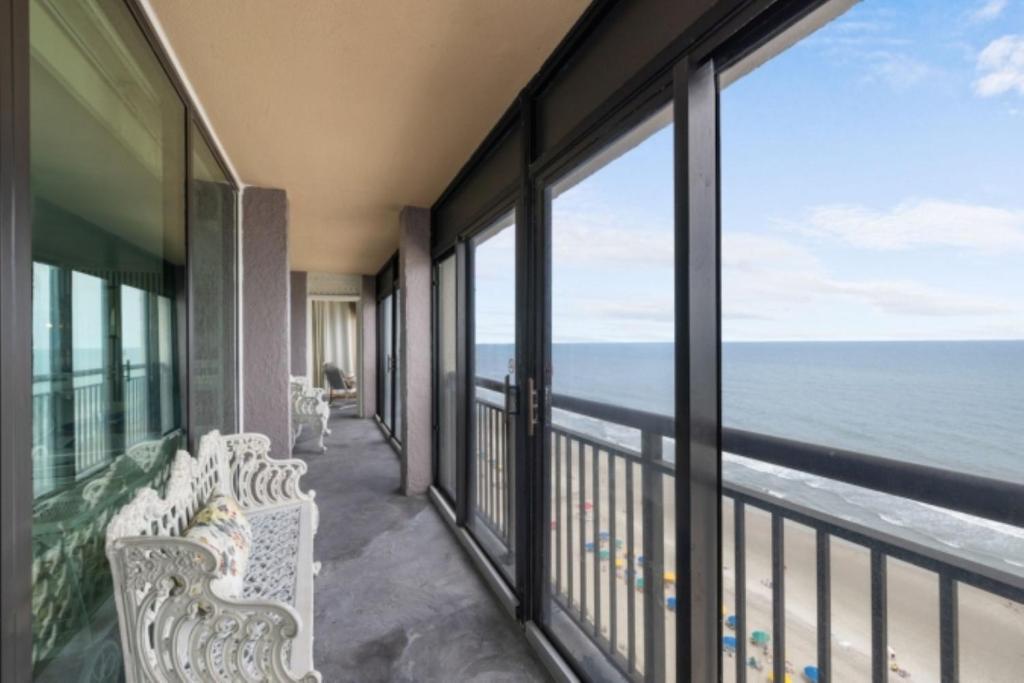 Ocean Reef Resort - 
